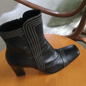 Black Charles David boots